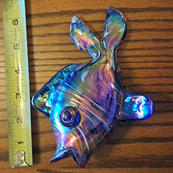 Carnival glass fish - Picture 4 of 5